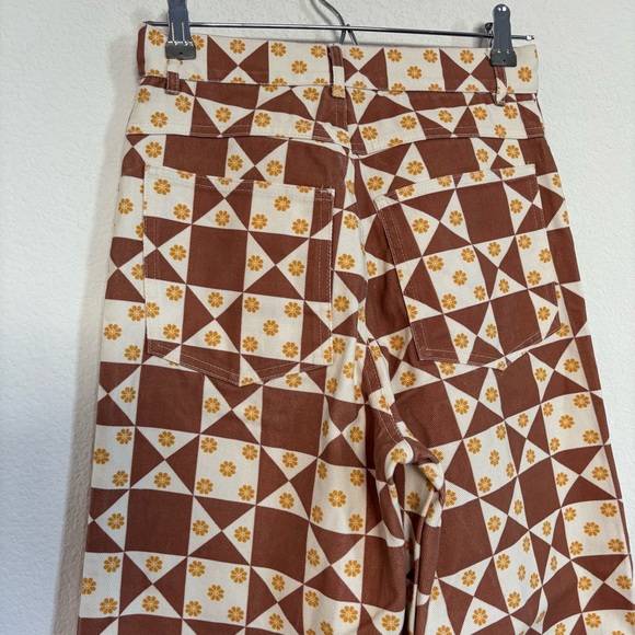 Lisa Says Gah The Robyn Jeans Brown Patchwork Floral - Picture 6 of 7